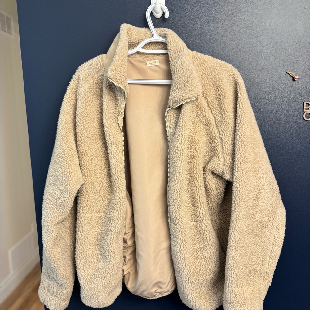 Brandy Melville John Galt Tan Sherpa Fleece Zip Up Jacket